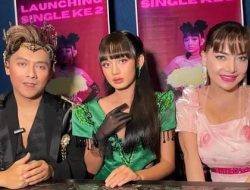 Setelah “Glow Up” viral & Menuai kontroversi, Kinan jelita comeback mengguncang