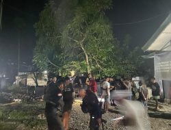 Satgas Ops Damai Cartenz beserta Polres Yahukimo evakuasi korban penganiayaan di Yahukimo, Diduga ulah simpatisan KKB