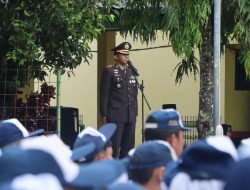 Wakil Direktur Binmas Polda Bengkulu jadi pembina upacara hari pahlawan di SMPN 21 Kota Bengkulu