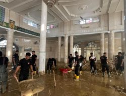 Usai dibersihkan personel Polri, Masjid terdampak bencana di Aceh kini bisa dipakai warga