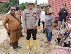 Polwan Tapteng lupakan selamatkan harta demi evakuasi tetangga dari longsor