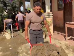 Pulihkan sekolah pascabanjir bandang, Polres Bireuen gotong royong bersihkan SD negeri 11 Kutablang